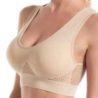 Seamless Mesh Sports Bra with Removable Pads