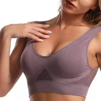 Seamless Mesh Sports Bra with Removable Pads