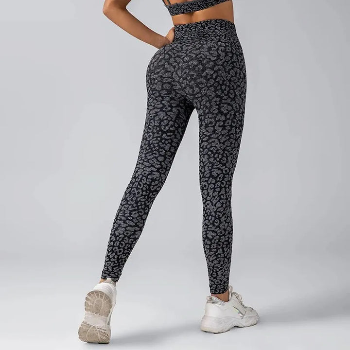 Seamless Leopard Sculpt Leggings