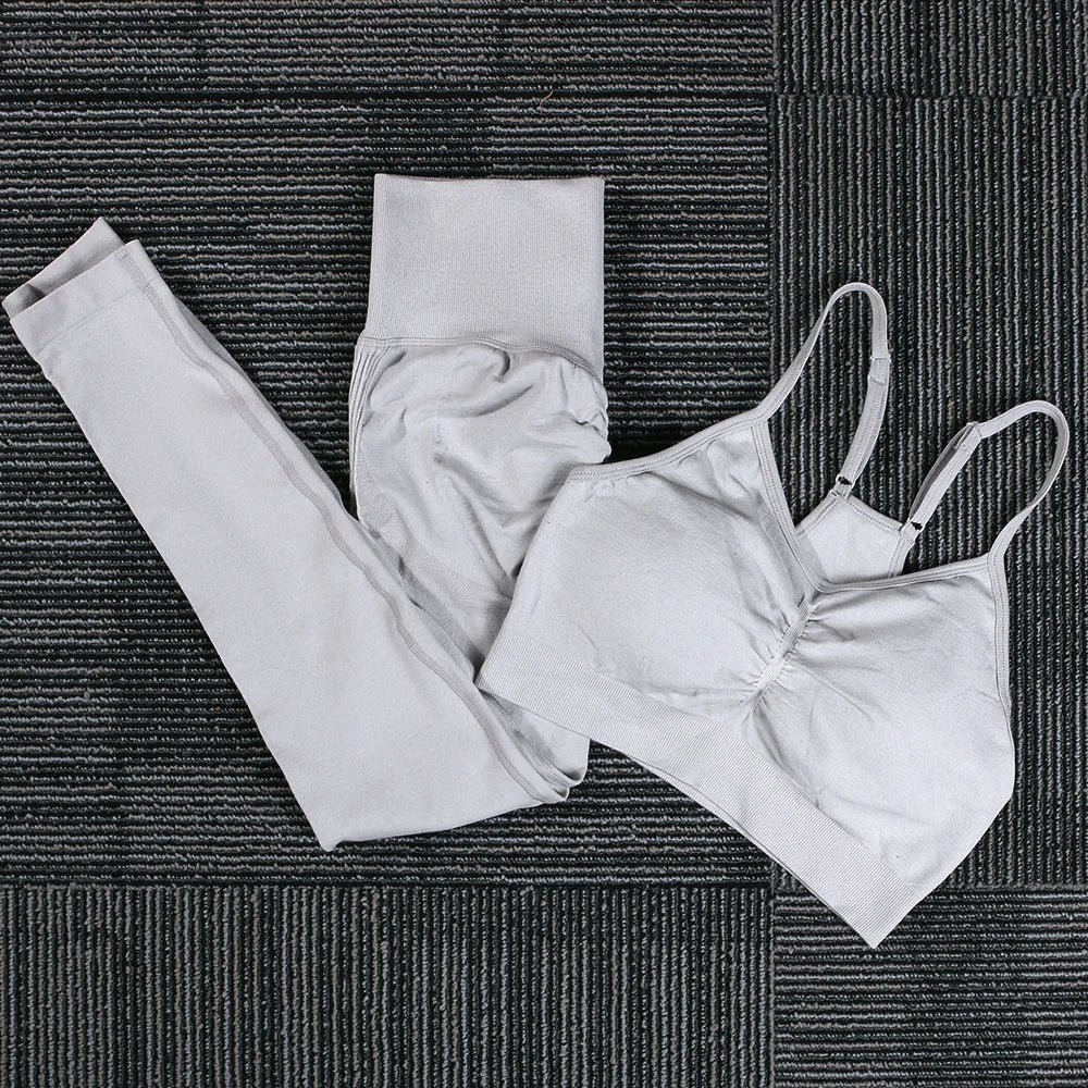 Seamless Push-Up Yoga Leggings - Women&